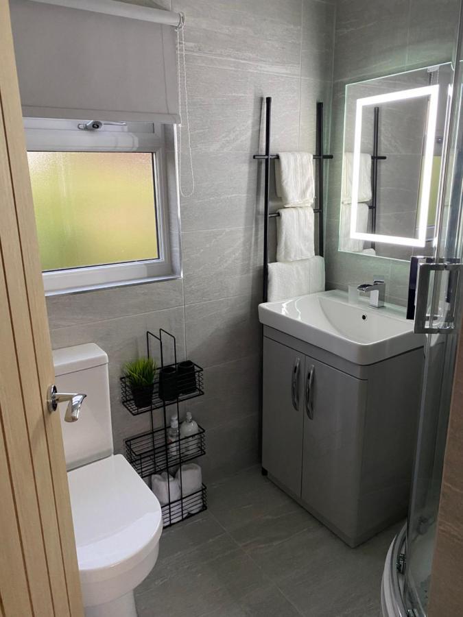 Snowdon Lodge - Glan Gwna Holiday Park Caernarfon - Luxury Family Lodge Esterno foto